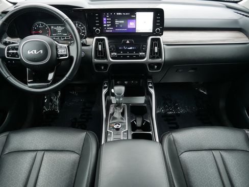 Certified 2023 Kia Sorento S w/ Panoramic Sunroof Package image 10