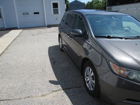 Used 2016 Honda Odyssey EX-L image 7
