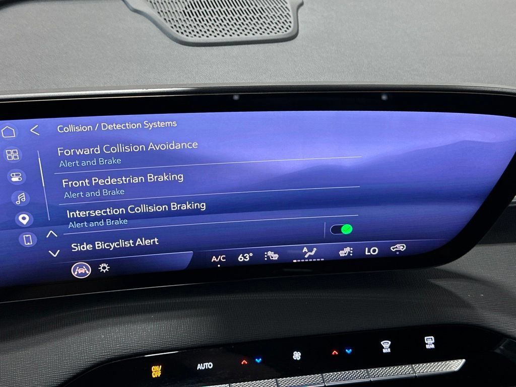 Used 2026 Buick Enclave Preferred FWD image 52