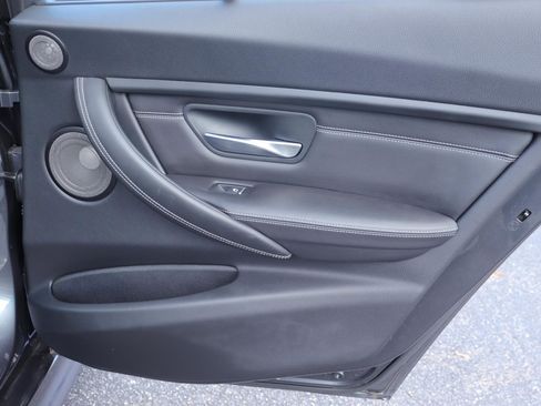 Used 2018 BMW M3 image 21