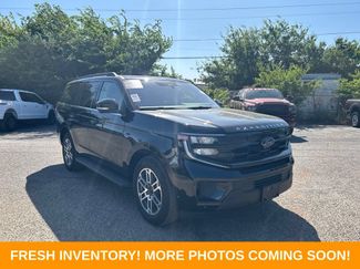 Used 2025 Ford Expedition Active AWD/4WD video 1