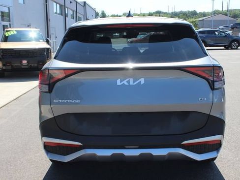 Used 2024 Kia Sportage LX AWD/4WD image 27