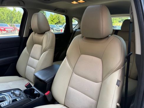 Used 2019 MAZDA CX-5 Touring FWD image 10