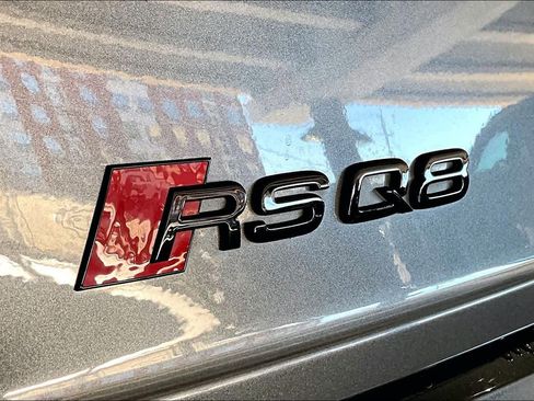 Used 2024 Audi RS Q8 image 9