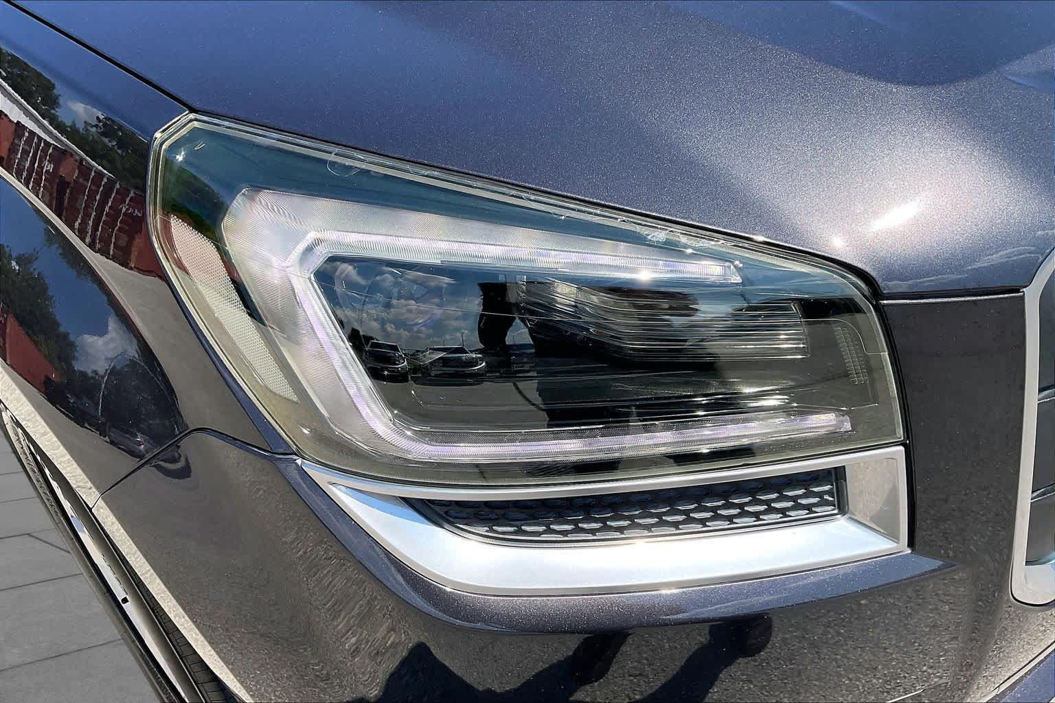 Used 2016 GMC Acadia SLE FWD image 26