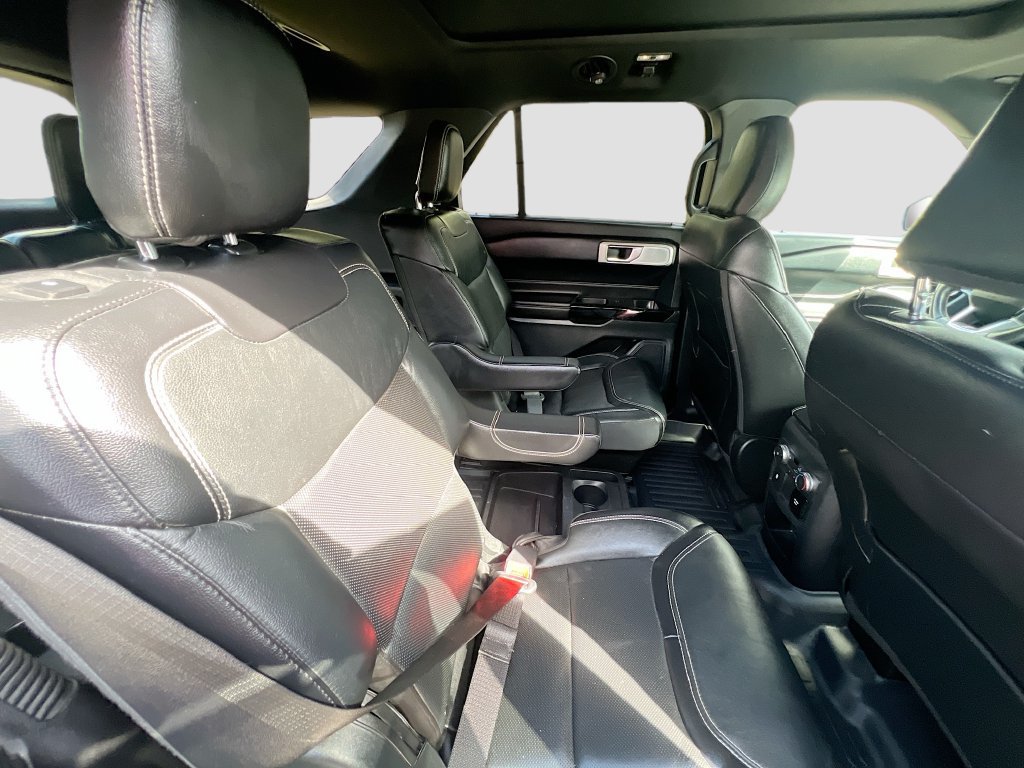 Used 2021 Ford Explorer ST w/ Equipment Group 401A AWD/4WD image 30