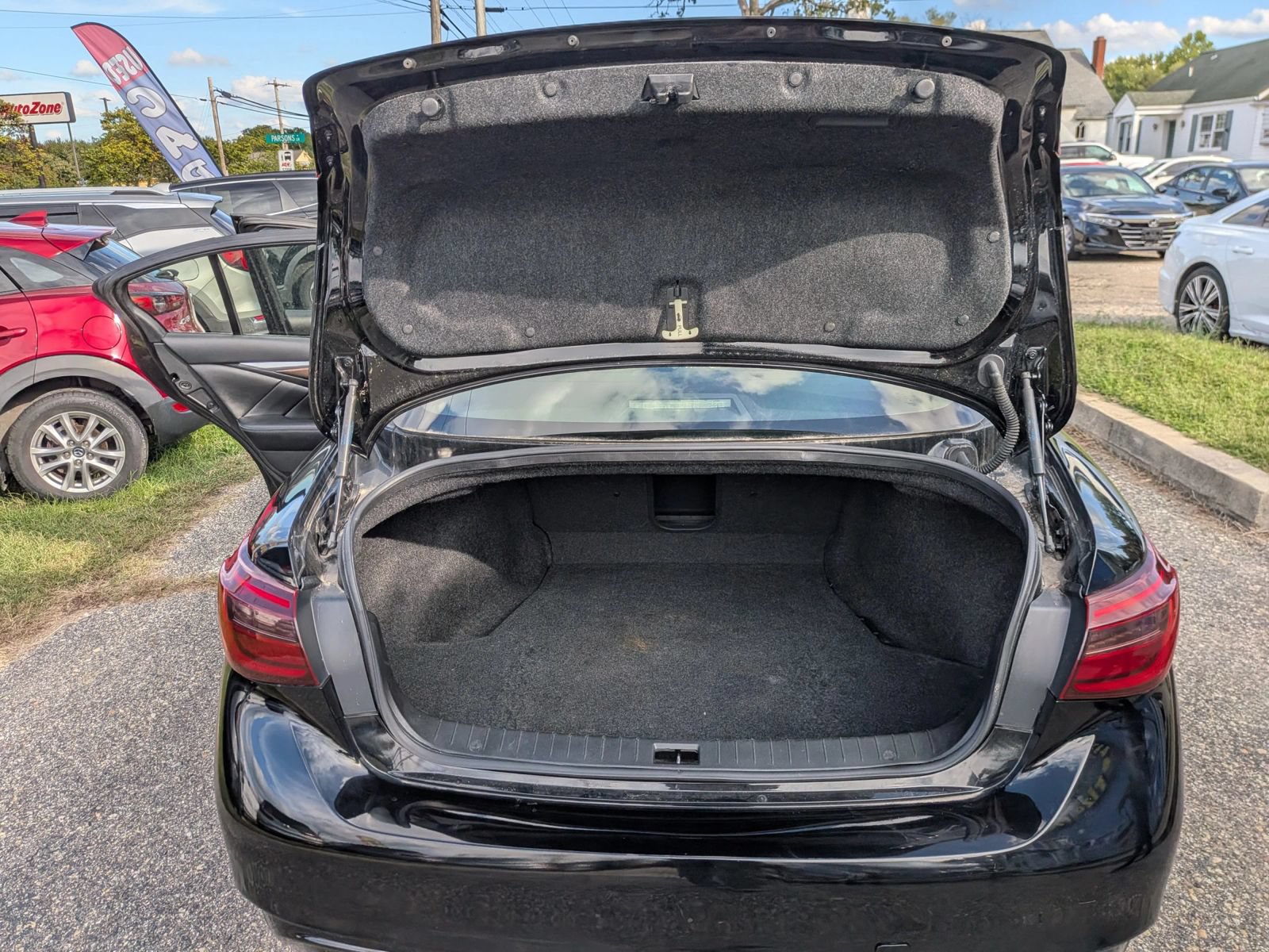 Used 2019 INFINITI Q50 Luxe AWD/4WD image 30