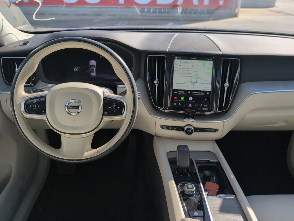 Used 2024 Volvo XC60 B5 Plus AWD/4WD image 10
