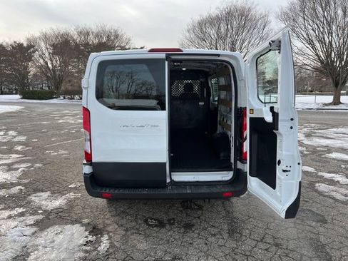 Used 2024 Ford Transit 250 Low Roof w/ Exterior Upgrade Package image 24