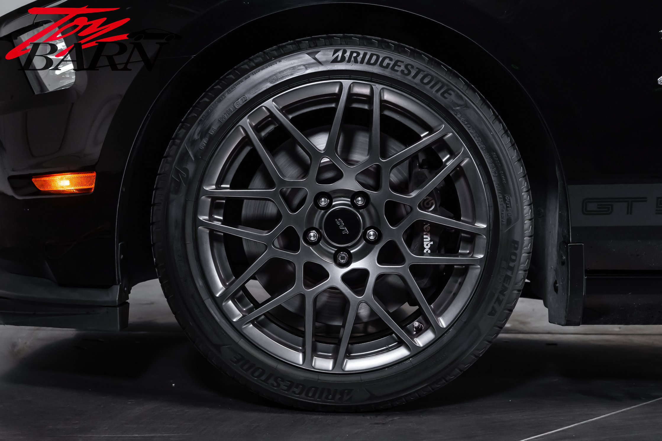 Used 2013 Ford Mustang Shelby GT500 RWD image 14