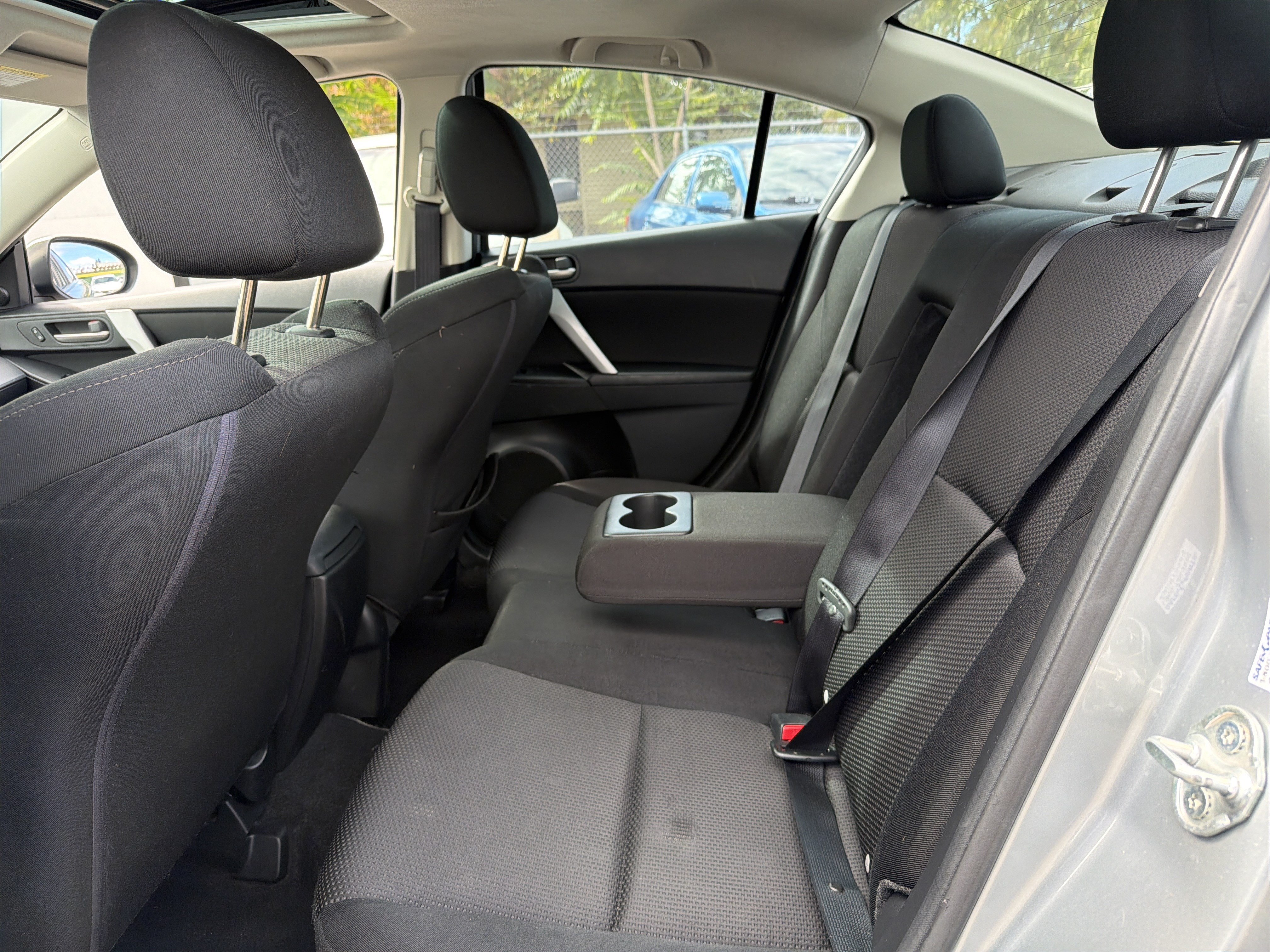 Used 2012 MAZDA MAZDA3 s Touring FWD image 8