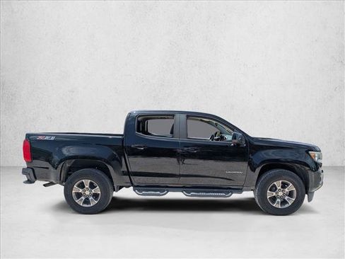 Used 2017 Chevrolet Colorado Z71 AWD/4WD image 4