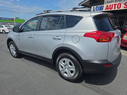 Used 2015 Toyota RAV4 LE AWD/4WD image 5