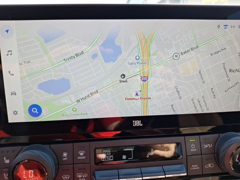 Used 2024 Toyota Grand Highlander Platinum image 26