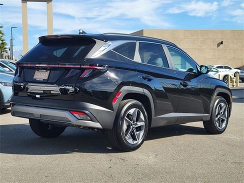 New 2026 Hyundai Tucson SEL image 2