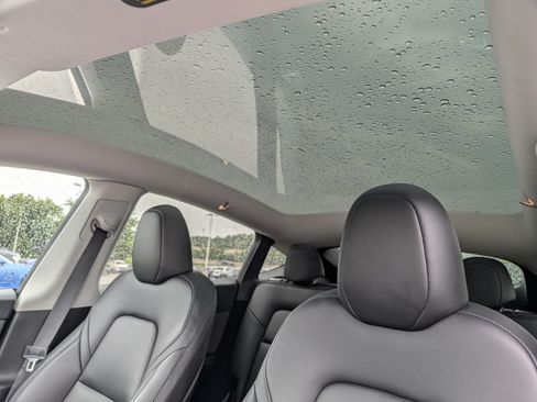 Used 2023 Tesla Model Y Long Range AWD/4WD image 20