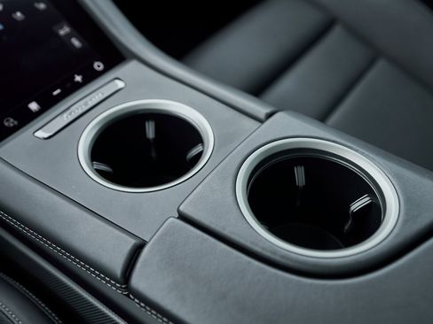 Used 2025 Porsche Taycan Turbo S w/ Premium Package image 68