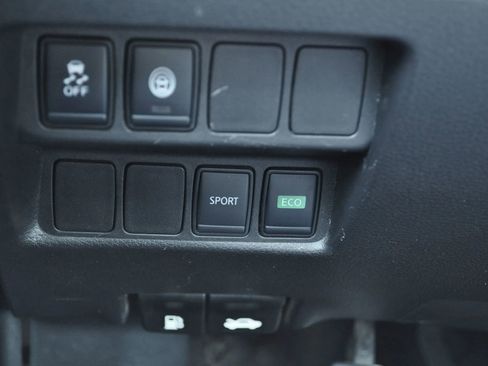 Used 2021 Nissan Rogue Sport S image 10