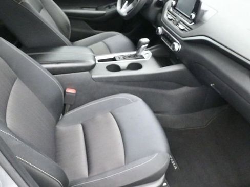 Used 2021 Nissan Altima 2.5 S image 9