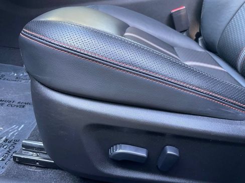 Used 2024 Nissan Altima 2.5 SR FWD image 10