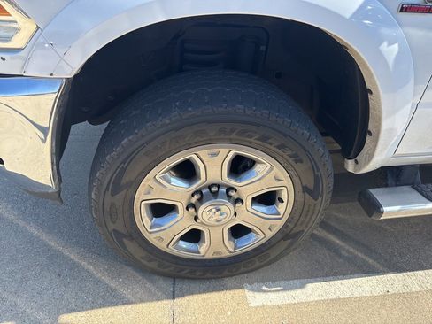 Used 2017 RAM 3500 Laramie image 2