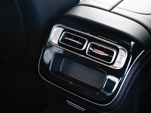 Certified 2023 Mercedes-Benz S 500 4MATIC image 36