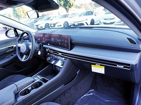 New 2026 Hyundai Sonata SEL FWD image 11