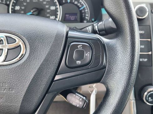 Used 2015 Toyota Camry LE FWD image 26