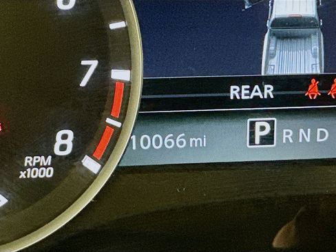 Used 2024 Nissan Frontier SV w/ Technology Package RWD image 19