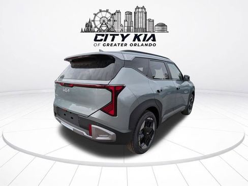 New 2027 Kia Seltos EX FWD image 6
