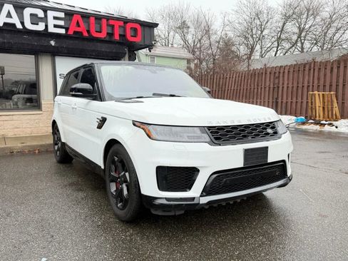 Used 2020 Land Rover Range Rover Sport HSE image 3
