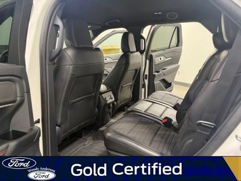 Certified 2025 Ford Explorer ST-Line w/ Premium Package AWD/4WD image 24
