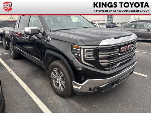 Used 2026 GMC Sierra 1500 SLT AWD/4WD image 1