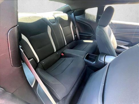 Certified 2024 Chevrolet Camaro LT RWD image 26