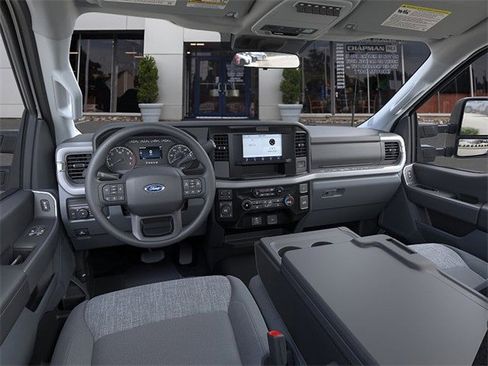 New 2025 Ford F350 XLT image 31