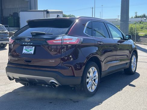 Used 2022 Ford Edge Titanium AWD/4WD image 7