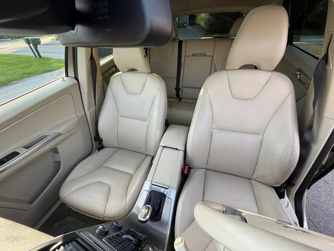 Used 2013 Volvo XC60 T6 AWD/4WD image 14