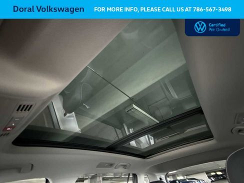 Certified 2024 Volkswagen Tiguan SE w/ Panoramic Sunroof Package FWD image 17