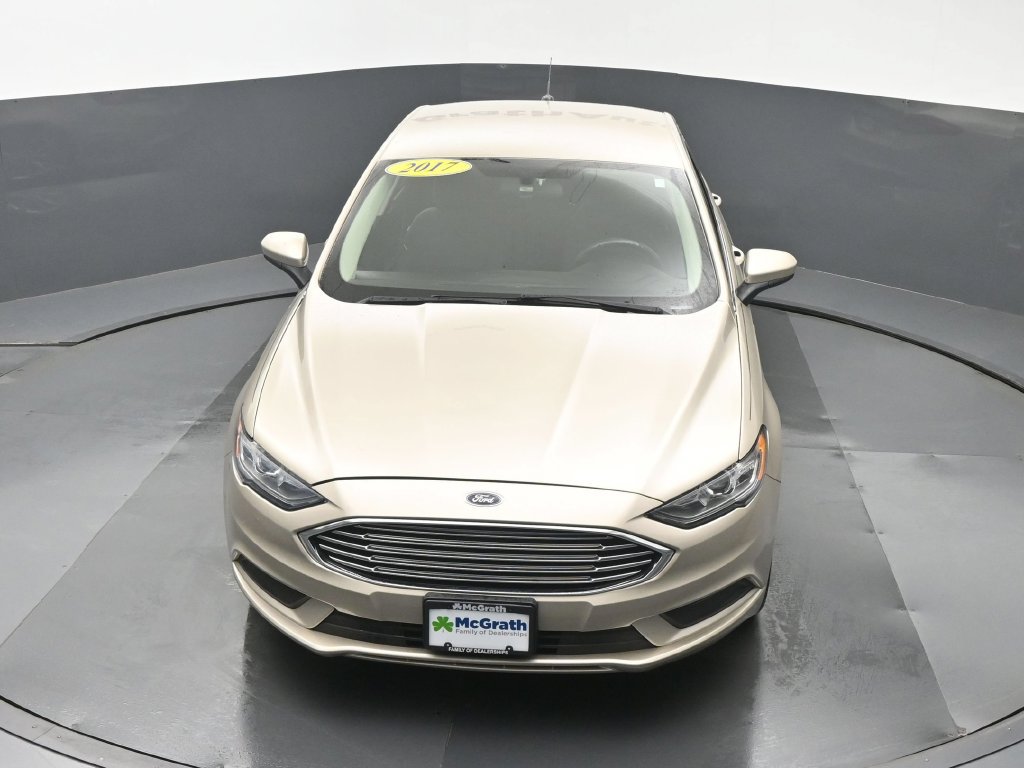 Used 2017 Ford Fusion SE w/ Fusion SE Technology Package FWD image 27