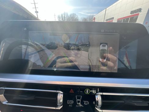 Used 2023 BMW M4 xDrive Competition image 19