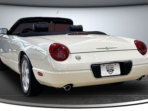 Used 2002 Ford Thunderbird RWD image 4