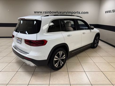 Used 2025 Mercedes-Benz GLB 250 image 6