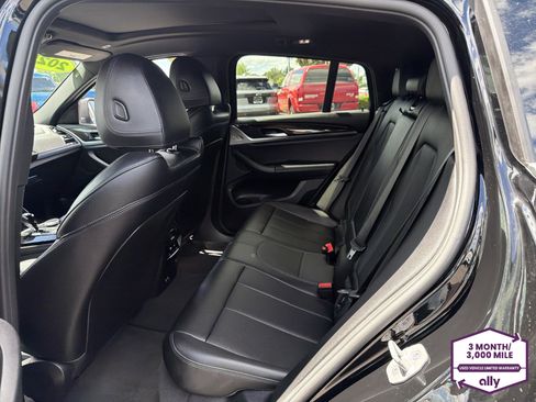Used 2025 BMW X4 xDrive30i AWD/4WD image 10
