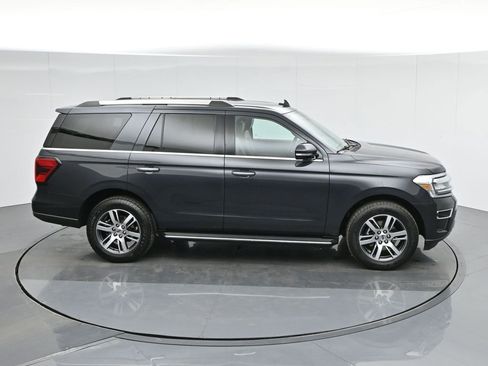 Used 2022 Ford Expedition Limited image 58