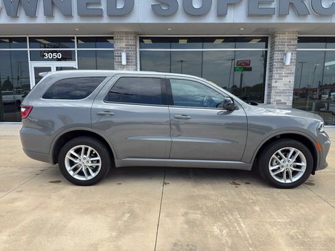 Used 2025 Dodge Durango GT AWD/4WD image 3