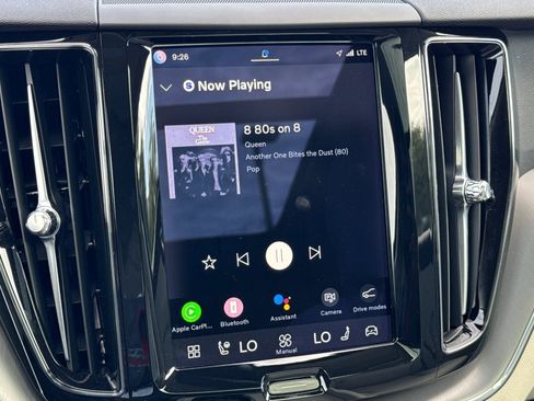 Certified 2023 Volvo XC60 B5 Core w/ Climate Package AWD/4WD image 21