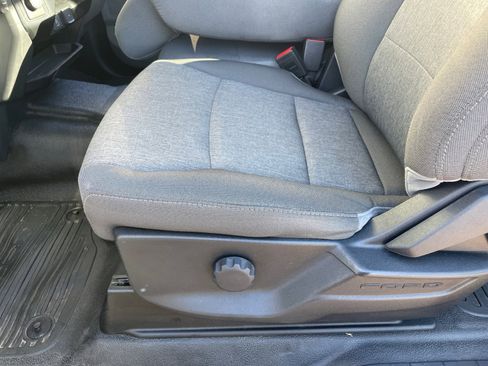 Used 2024 Ford F250 XL w/ XL Chrome Package image 13