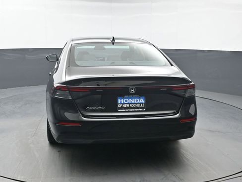 Used 2023 Honda Accord EX image 5