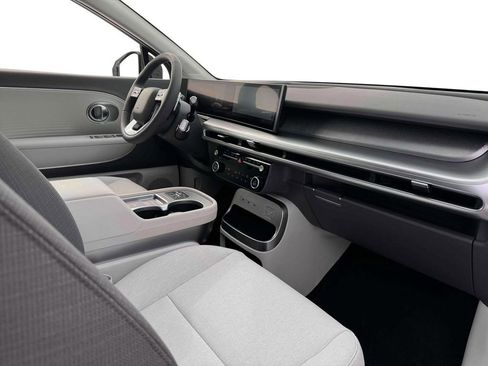 New 2026 Hyundai Ioniq 9 SE AWD/4WD image 15