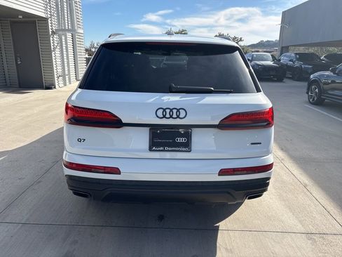 Certified 2025 Audi Q7 2.0T Premium w/ Convenience Plus Package image 7